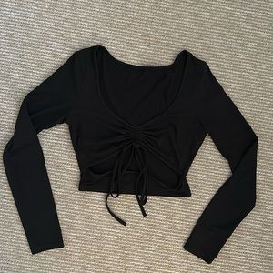 Black long sleeve crop top